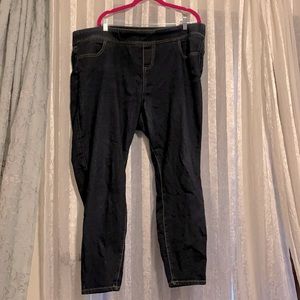 Torrid dark wash size 20 skinny Jean